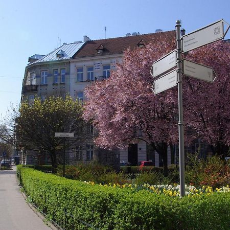 Spanko W Krakowie Buitenkant foto