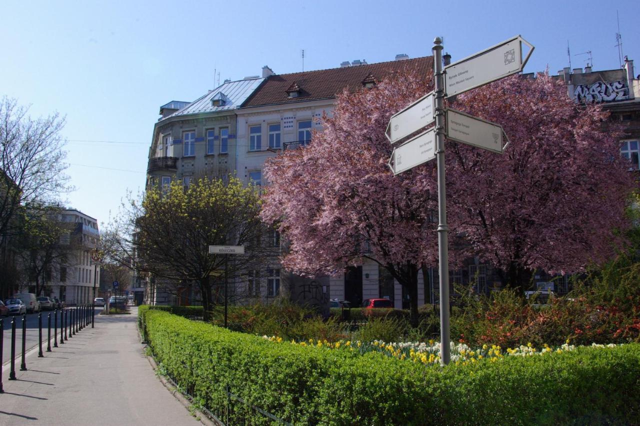 Spanko W Krakowie Buitenkant foto