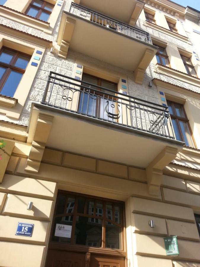 Spanko W Krakowie Buitenkant foto